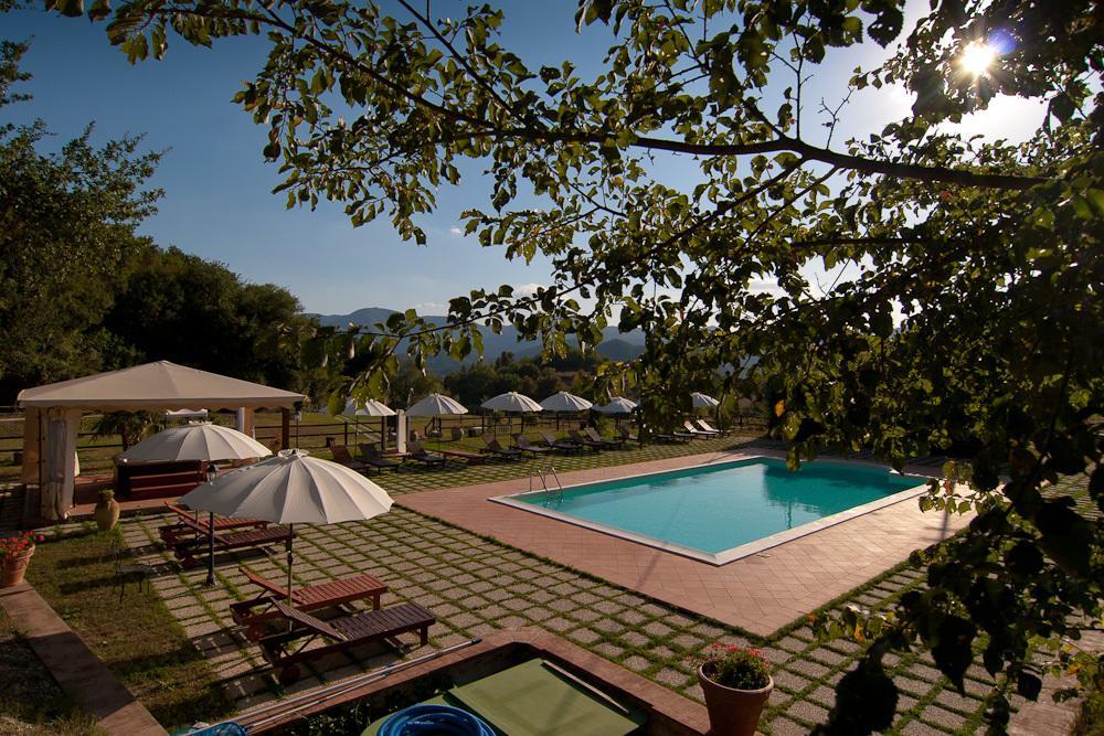 فيلا بيديلوكوفي Complesso Agrituristico La Ciriola المظهر الخارجي الصورة